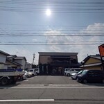 清水屋 和食うなぎ宴会 - 店舗外観、駐車場