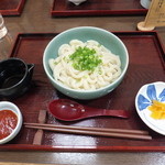 うどん処 杉 - 【2013年12月】釜たま（太麺）＠550円。提供時。