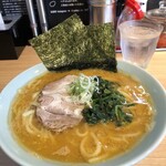 横浜家系ラーメン 友喜家 - 