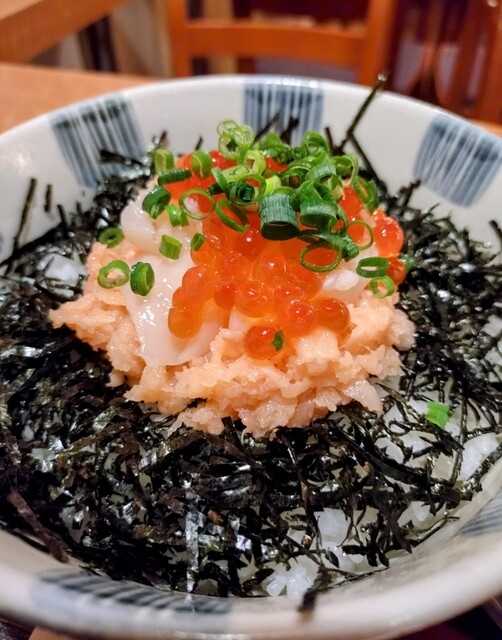 各種どんぶりとうどんのお店 : どんぶり 一膳屋の写真