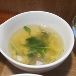 キッチン ブルー グローブ - 玉子スープのアップ