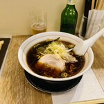 Ramen To Osake Yonaki - たまり醤油ラーメン