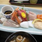 Kaisenzushi Toretore Ichiba - 