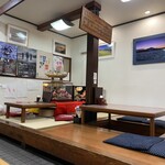 丸三そば - 店内