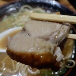 中華蕎麦 ひら井 - チャーシューも旨さ爆発〜