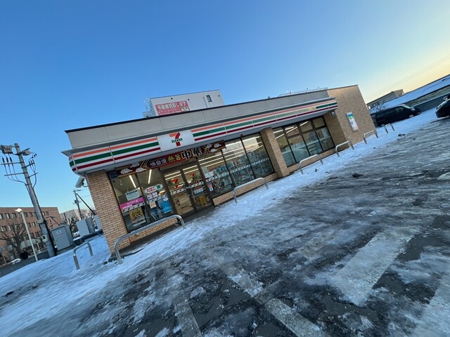 セブンイレブン 苫小牧栄町3丁目店（Seven Eleven） - 苫小牧（コンビニ・スーパー）の写真