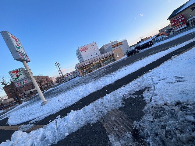 セブンイレブン 苫小牧栄町3丁目店（Seven Eleven） - 苫小牧（コンビニ・スーパー）の写真