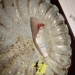 馳走 啐啄一十  - 同じ鯵の腹身の部分(鯵独特の臭み等皆無)山葵醤油で