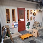 Waimbiyori - 今度は夜、アペリティフを頂きに再訪した。