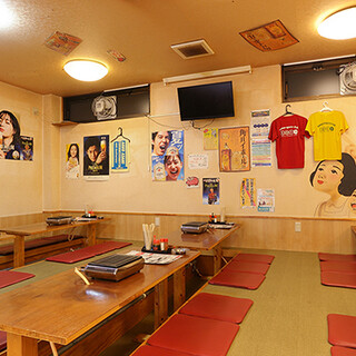 Can accommodate large banquets ◎ Enjoy Showa era popular taste in the store