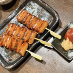 三酉屋 - チョリソ串165円/本