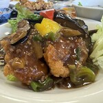 中国料理 頤和園 - 豚カツとナスのみそソース