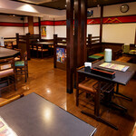 インド・ネパール料理 グラース - テーブル席