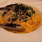 Oysterbar W - しらすのパスタってエンドレスで食べられるからコワい