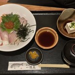 一進丸 - 海鮮丼　1100円