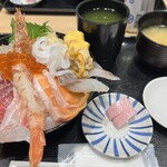 魚力食堂 - お店おすすめ魚力の海鮮丼　1680円