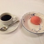 フランス風郷土料理 欅 - アイスとコーヒー