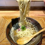 Dad's Ramen 夢にでてきた中華そば - 夢かけ