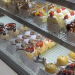 洋菓子倶楽部エーデルワイス - ショーケース