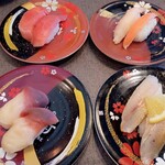 にぎりの徳兵衛 - 北寄貝　中トロ　ズワイガニ　のどぐろ