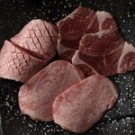 梅田お初天神大人の神戸牛焼肉 - 