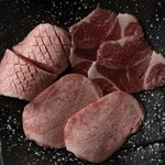 梅田 お初天神 大人の神戸牛焼肉 - 