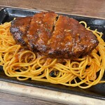 Kicchimmakabe - スパゲティーハンバーグ（1595円）