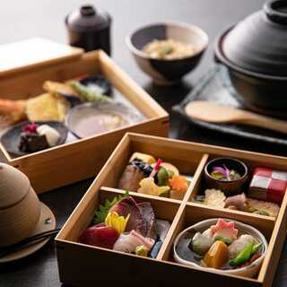 Perfect for entertaining ◎ Shokado Bento (boxed lunch) with a seasonal feel