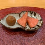 懐石 古都 - 自家製赤蕪、香小梅