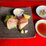 Assortment of two types of sashimi (1 serving)