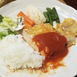 キッチン ブルー グローブ - 再びご飯、サラダを乗せて