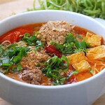 Crab soup bun with tomato and deep-fried tofu