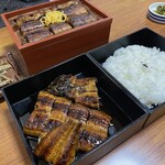 うなぎの千年家 - うな重(吸物付)¥3,135