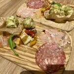 Torattoria Tavora - アンティパスト　塩味強め