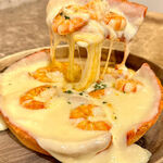 シカゴピザ＆スフレオムレツ Meat&Cheese ARK2nd 新宿店 - 