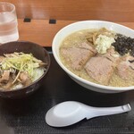 肉煮干中華そば 鈴木ラーメン店 - 