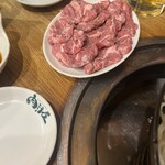 羊肉炭火焼 肉汁屋 - 