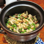 草庵 鍋島 - 真珠貝の柱とムカゴの炊き立てご飯