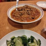 香港亭 - 料理写真:麻婆春雨、たたききゅうり