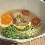 Jikasei Komemen No Semmonten Kaomocchi - ちょいと角度を変えてみる。麺が独特なのでリフトするんだったーーーーーー！