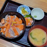 鮮活 喰で!! - ◆「サーモン丼」