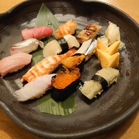 魚河岸 次郎松 - 厳選極上握り