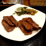 伊達の牛たん本舗 - 牛たんのアップ