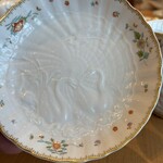 cafe Le Vant Clair - ソーサーにも綺麗な模様が