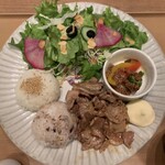 Yasai To Gohan Uluru - 生姜焼き定食