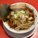 人類みなウチのラーメン - 味噌と異なるトッピング