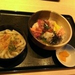 さかなや道場 - 海鮮丼とうどんのセット７５０円