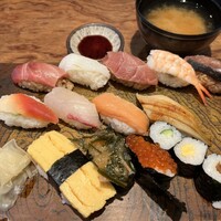 東鮨 新店 - 