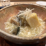 杢兵衛 - 佐賀蓮根もち　蝦夷鮑　津居山松葉蟹
      