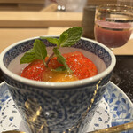 杢兵衛 - 讃岐いちご、きんかん、白味噌仕立てのフロマージュ